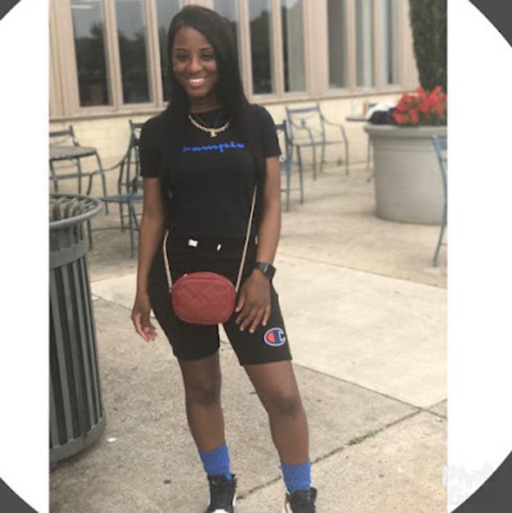 Profile Picture of Phyllis Taylor (@phyllistaylo783) on Poshmark