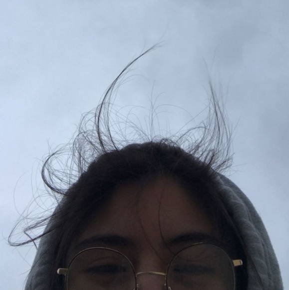 Profile Picture of Gabriella Chavez (@gabriiellann) on Poshmark