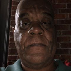 Profile Picture of randall (@randallvines) on Tiktok