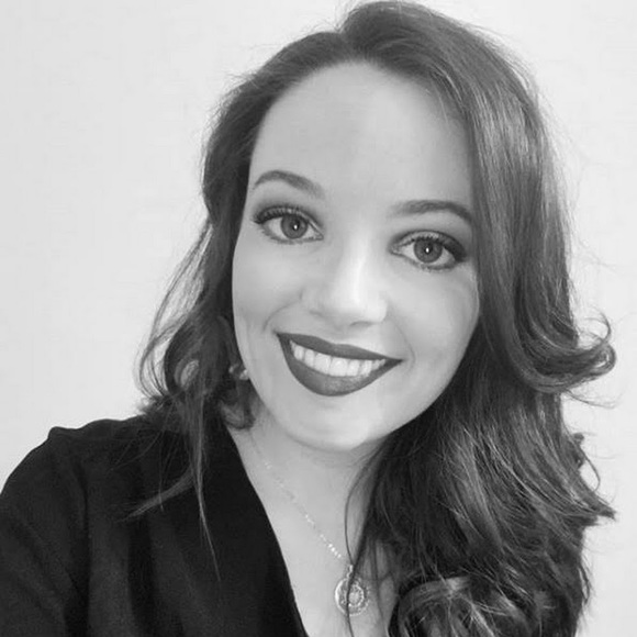 Profile Picture of Jessica Siders (@jessicasiders) on Poshmark