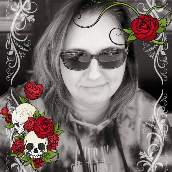 Profile Picture of Sasha Crannell (@rayne9505) on Poshmark