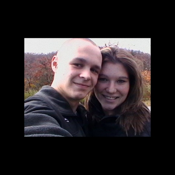 Profile Picture of Kate Greer (@kategreer91) on Poshmark