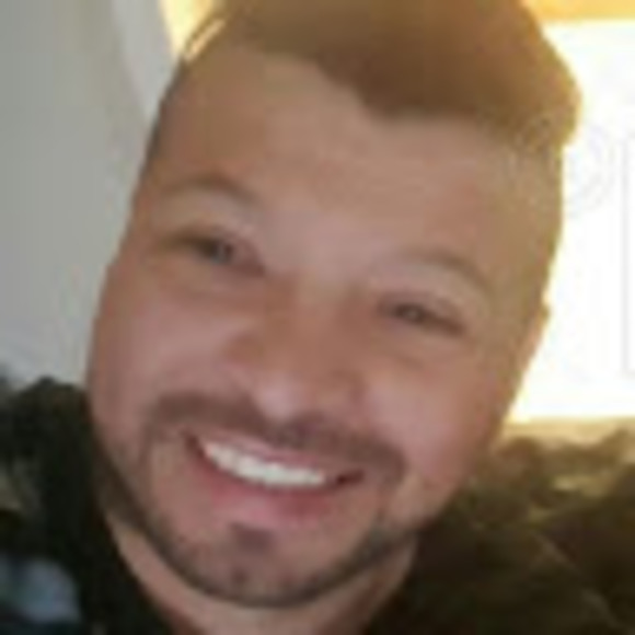 Profile Picture of Erwin Estrada (@estradaerwin53) on Poshmark