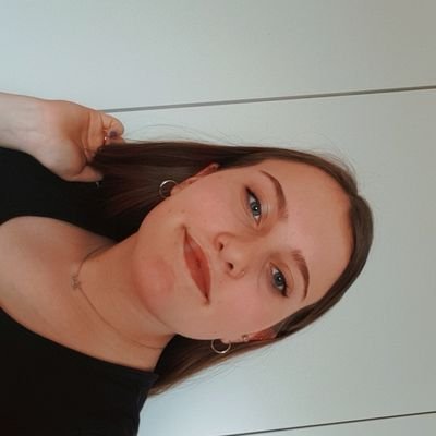 Profile Picture of Lisa Wetzel (@LisaWetzel8) on Twitter