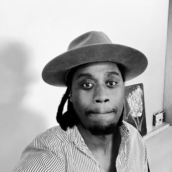 Profile Picture of Arafatt Machoni (@curtismach) on Poshmark