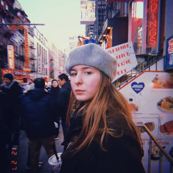 Profile Picture of Grace Walsh (@graciepoo014) on Poshmark