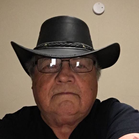 Profile Picture of Robert Yeager (@rbtygr1949) on Poshmark