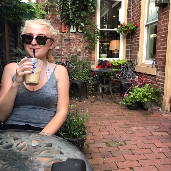 Profile Picture of Anna Nordmann (@annanordmann) on Poshmark