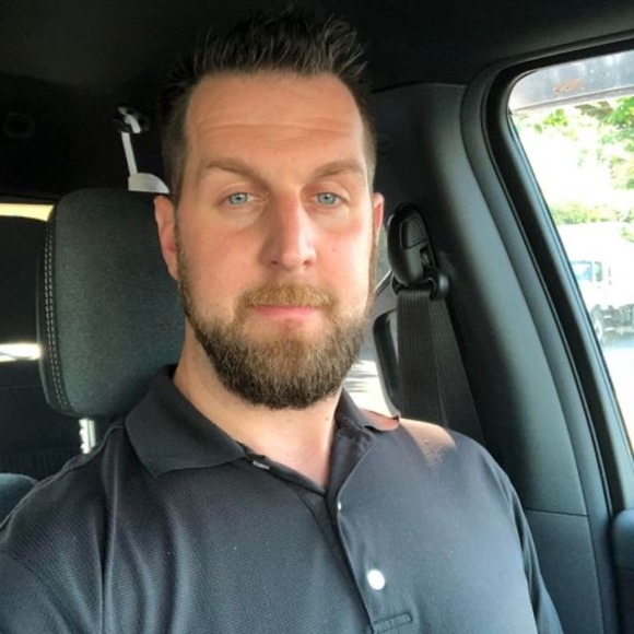 Profile Picture of Steve Slivka (@steveslivka) on Poshmark