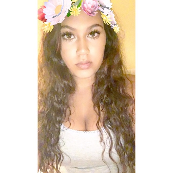 Profile Picture of Aliyah Waldrop (@aliyahlove) on Poshmark