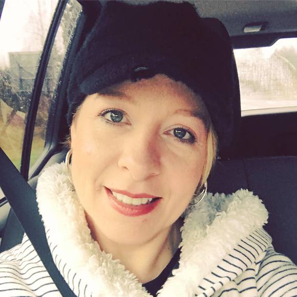 Profile Picture of Kristi Keeling (@kristi6jk) on Poshmark