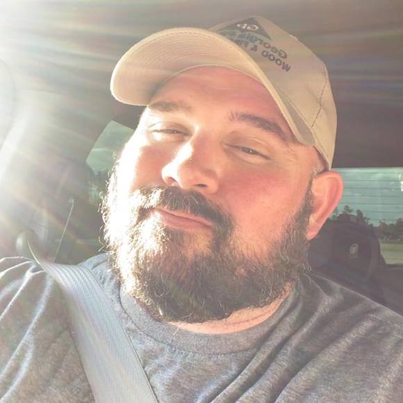 Profile Picture of Ross Piercey (@rpiercey13) on Poshmark