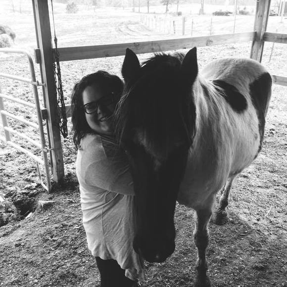 Profile Picture of Miranda Lamb (@miranda_dae) on Poshmark