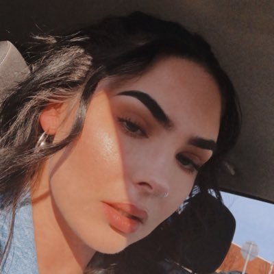 Profile Picture of Kait (@kaitlyn_wilhelm) on Twitter