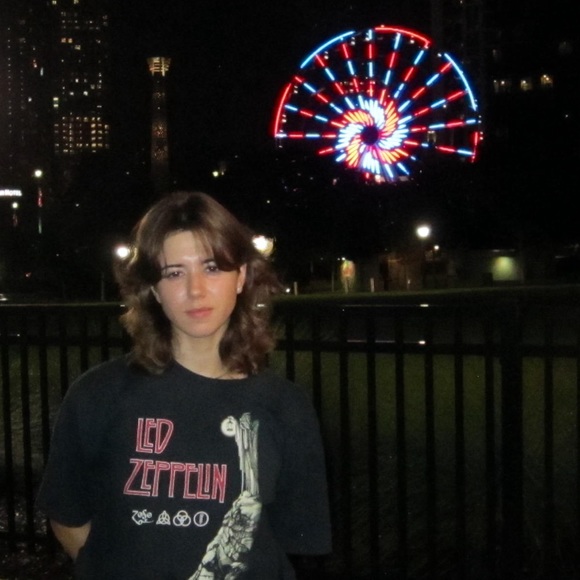 Profile Picture of Annika Lygren (@annikalygren) on Poshmark