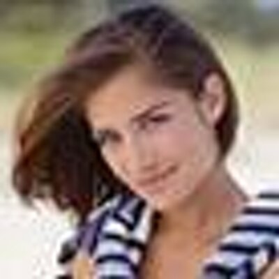 Profile Picture of Ada Silva (@TweetFlash42) on Twitter