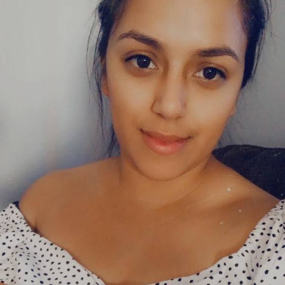 Profile Picture of Alexia Jimenez (@alexia_jimenez) on Poshmark
