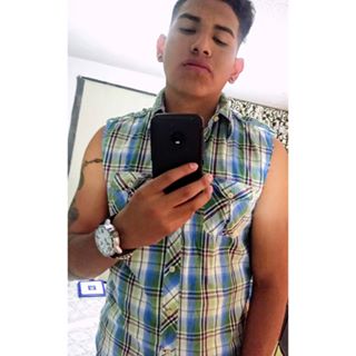 Profile Picture of Emmanuel Jaramillo (Jara ) (@Emmanuelmemis.nameuka) on Facebook