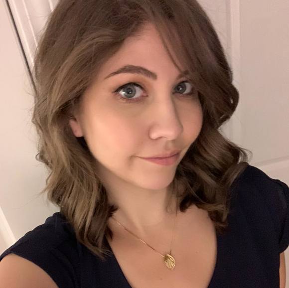 Profile Picture of Jamie Fletcher (@natashakitten) on Poshmark