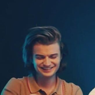 Profile Picture of Steve Harrington  👻 (@thathairking) on Twitter