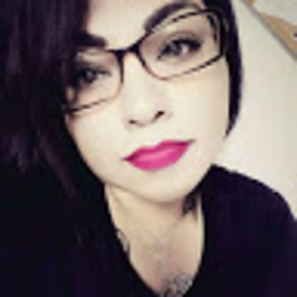 Profile Picture of Marcy Lopez (@marcylopez2003) on Poshmark