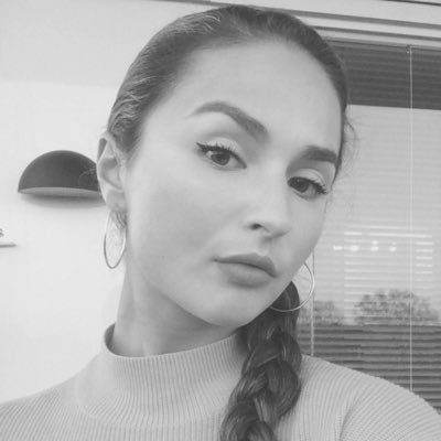 Profile Picture of Anastasia Jovanovic (@AnastasiaJovan6) on Twitter