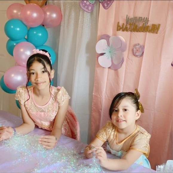 Luna Yanes - Poshmark Profile Picture of Luna Yanes (@lunayanes) on Poshmark