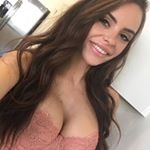 Profile Picture of roseparker (@roseparker032) on Instagram
