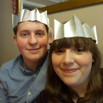 Profile Picture of Mel Randall-Nesbit (@MelCheesypuff) on Twitter
