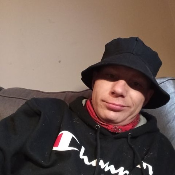 Profile Picture of Doug Humphrey (@humphreydoug6) on Poshmark