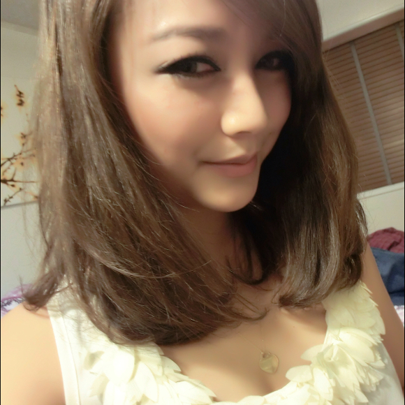 Profile Picture of Koey Lee (@koey) on Poshmark