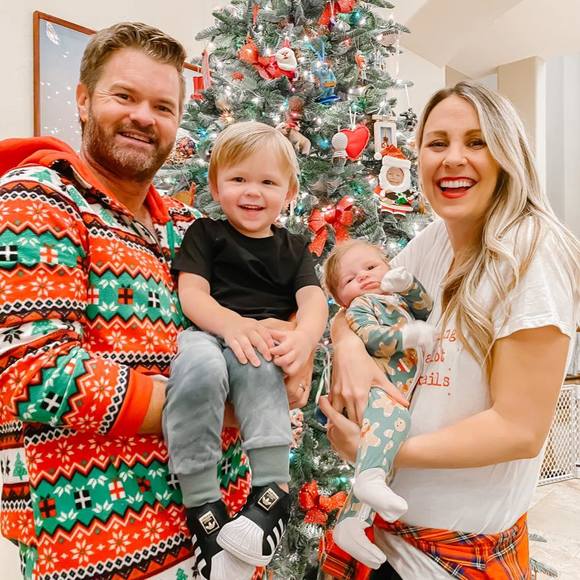 Profile Picture of Amanda Jakovac (@amandaolson1986) on Poshmark