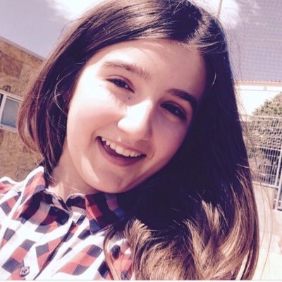 Profile Picture of Ariana Stillhard (@StillhardAriana) on Twitter