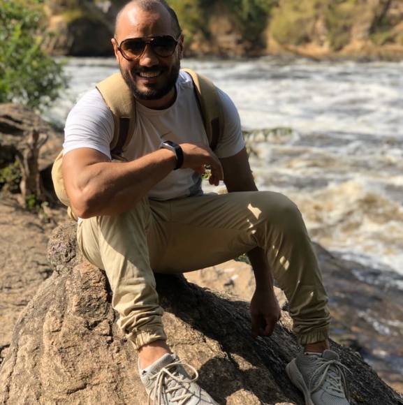 Profile Picture of Mohamed Fouad (@babyknown) on Poshmark