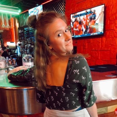 Profile Picture of Julia Strobel (@strobel98) on Twitter