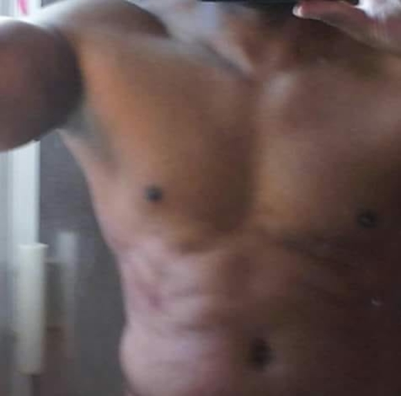 Profile Picture of Derrick Thompson (@derrickthomp394) on Poshmark