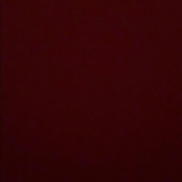 Profile Picture of Julia Pearne (@juliapearne) on Poshmark