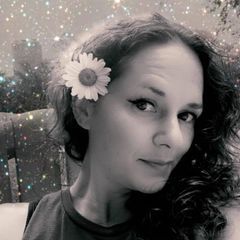 Profile Picture of kellyepperlyclark (@kellyepperlyclark) on Tiktok