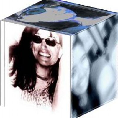 Profile Picture of Paula Zagari (@zaggapee) on Twitter