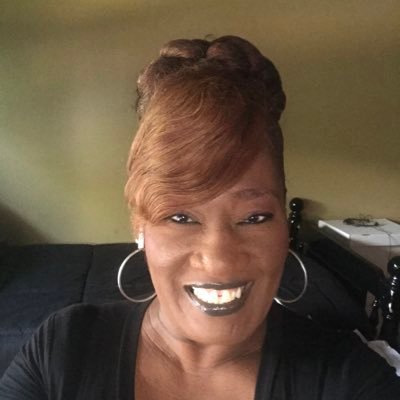 Profile Picture of Shirley Marks (@Shirley90874139) on Twitter