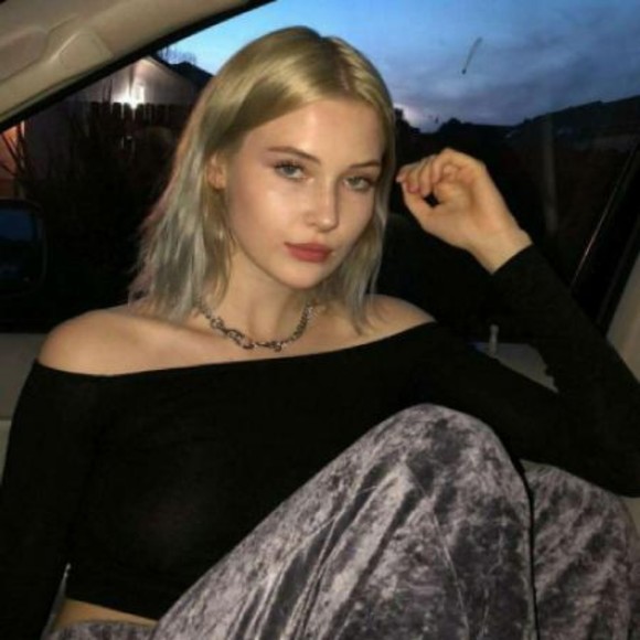 Profile Picture of Johnson Jessie (@wyoqmojzu159nj) on Poshmark