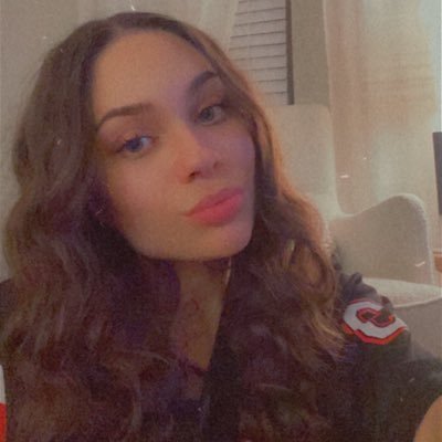 Profile Picture of Bri🌞 (@ayy_breezy) on Twitter