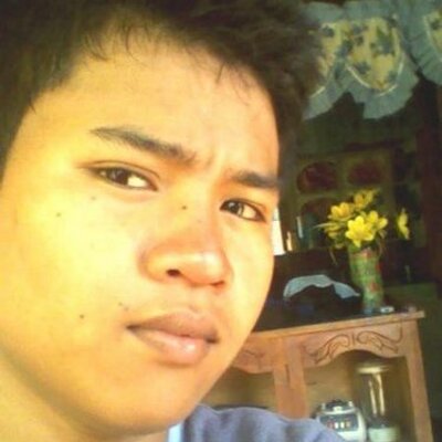 Profile Picture of Russel Jason Toribio (@TrEs_sEL) on Twitter