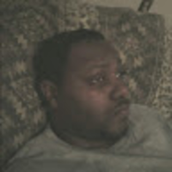 Profile Picture of Derrick Grant (@09me22) on Poshmark