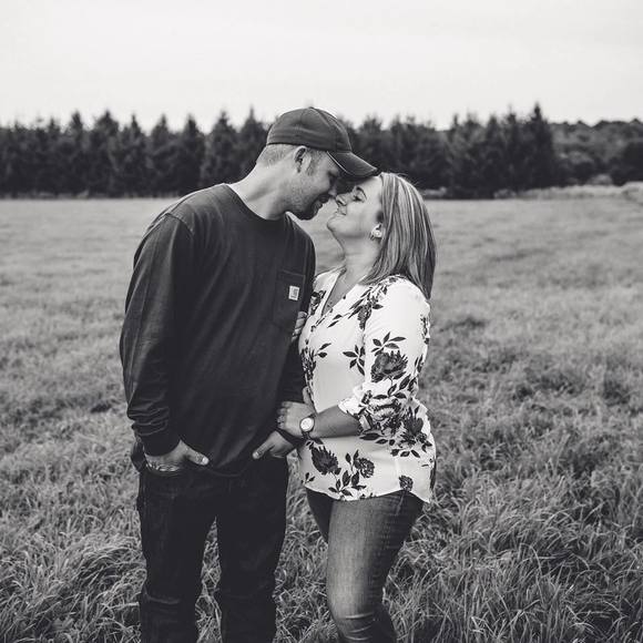 Profile Picture of Katelyn Waters (@kwinchell_10) on Poshmark