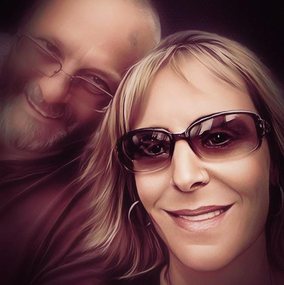 Profile Picture of Jenni Shamp (@jenandbob64) on Poshmark