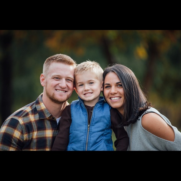 Profile Picture of Jamie Lisle (@jamielisle) on Poshmark