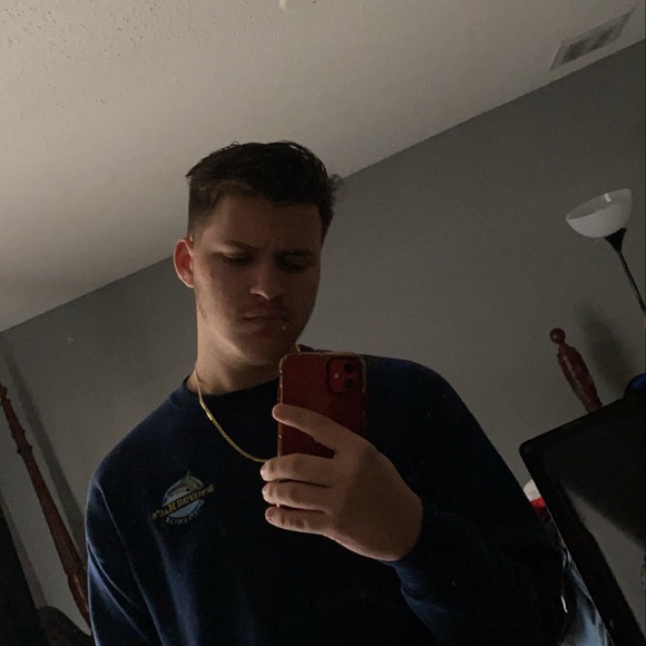 Profile Picture of Dominick Frank (@dominickfrank) on Poshmark