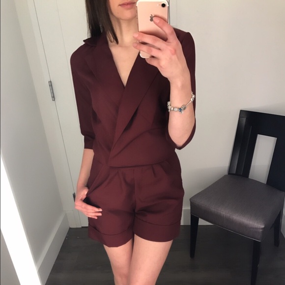 Profile Picture of Desour Studio (@kalinichenko) on Poshmark