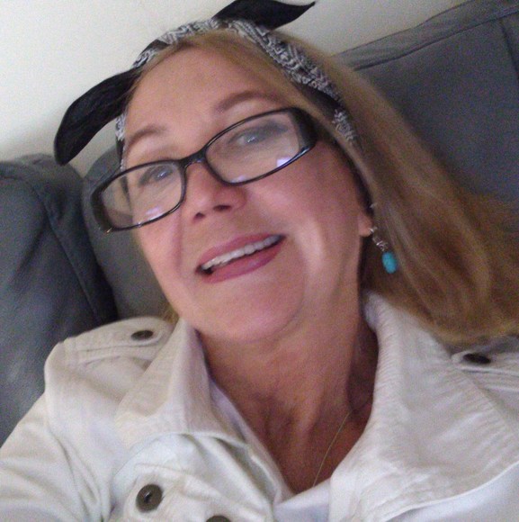 Profile Picture of Ulli Lane (@krischfa1) on Poshmark